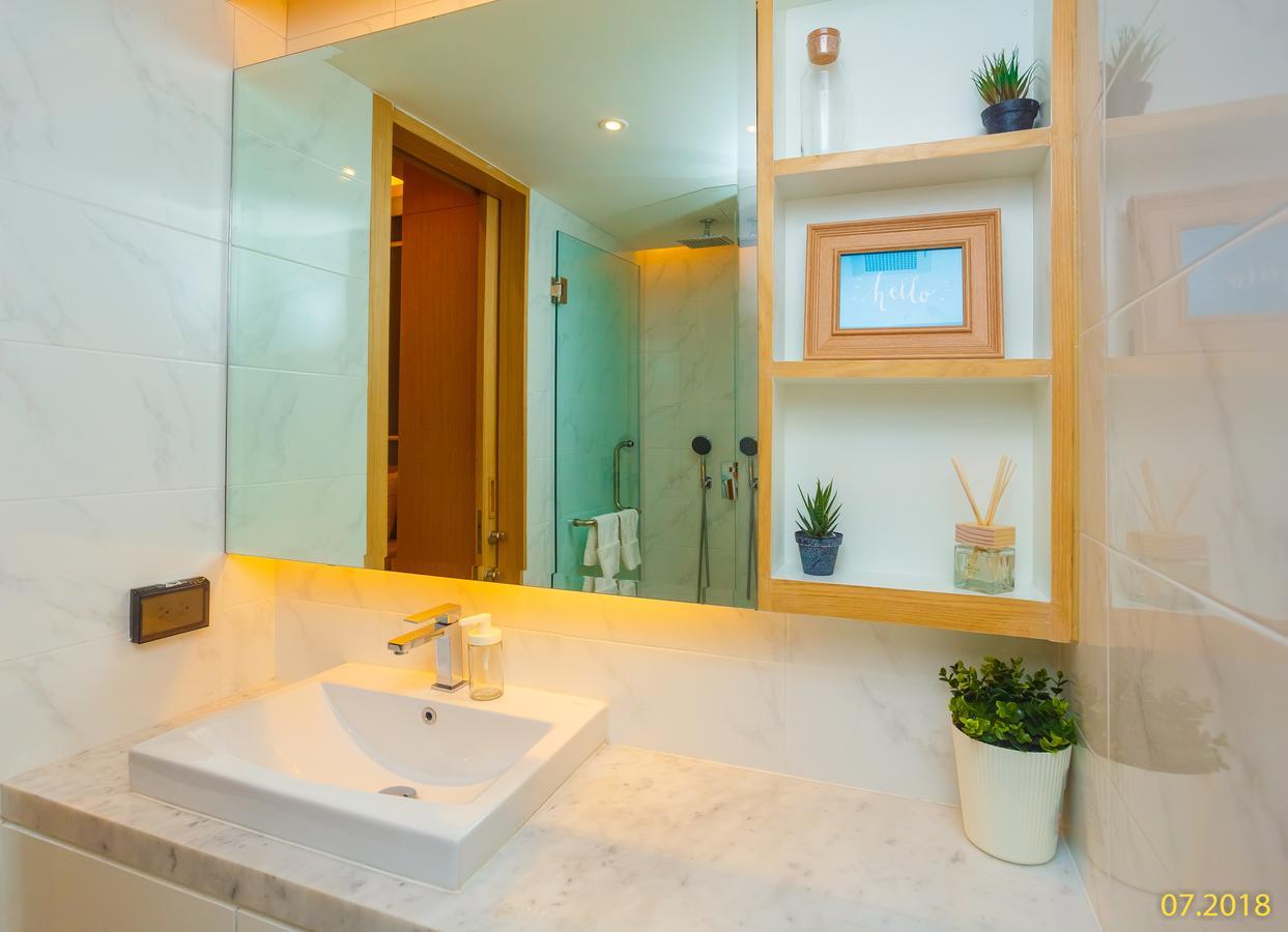 The Aristo Beach By Holy Cow 423 Phuket Exteriör bild